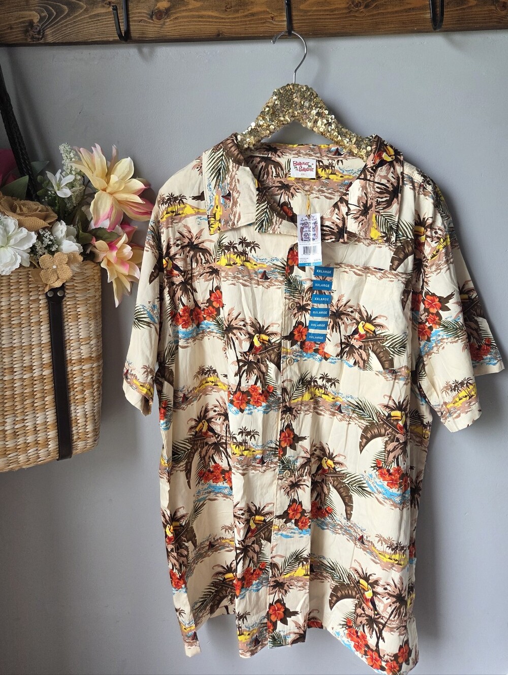 Barefoot In Paradise Hawaiian Button Down XXL